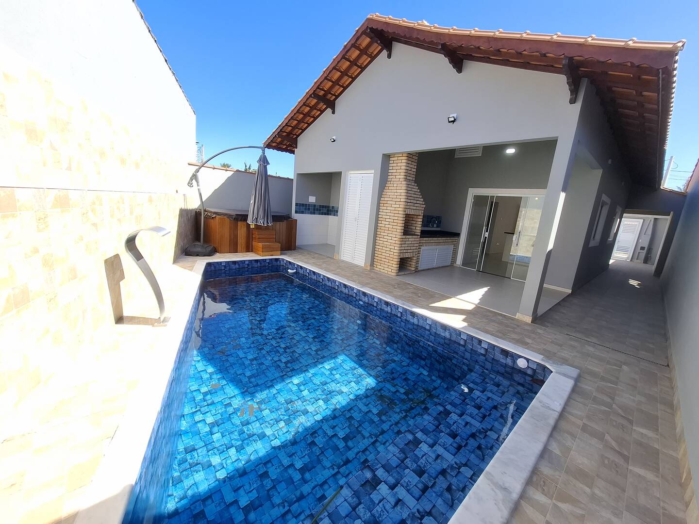 #2148 - Casa para Venda em Mongaguá - SP