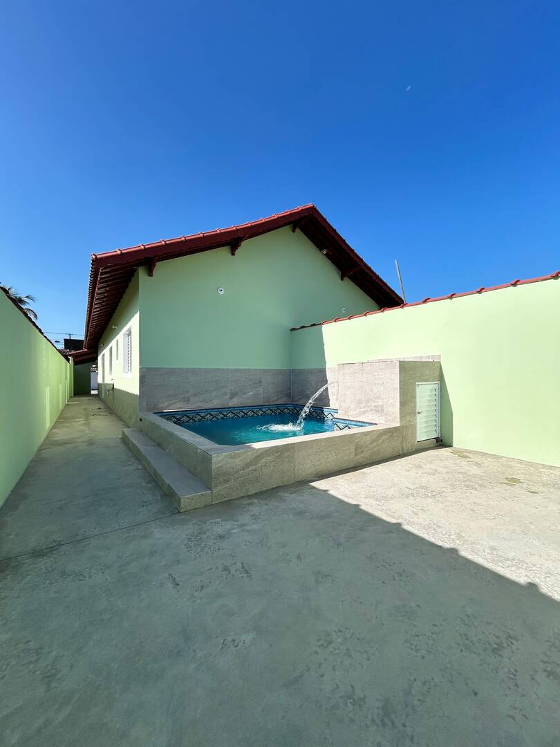 #2154 - Casa para Venda em Mongaguá - SP