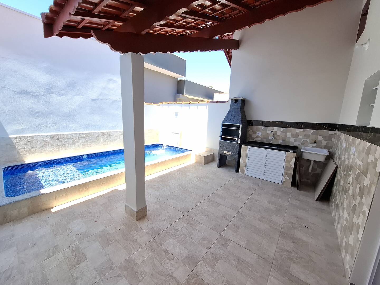 #2172 - Casa para Venda em Mongaguá - SP