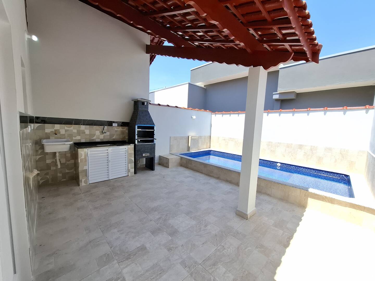 #2187 - Casa para Venda em Mongaguá - SP