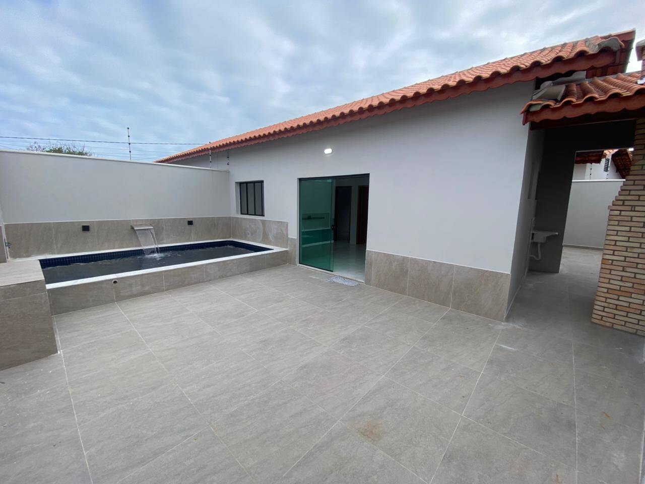 #2193 - Casa para Venda em Mongaguá - SP