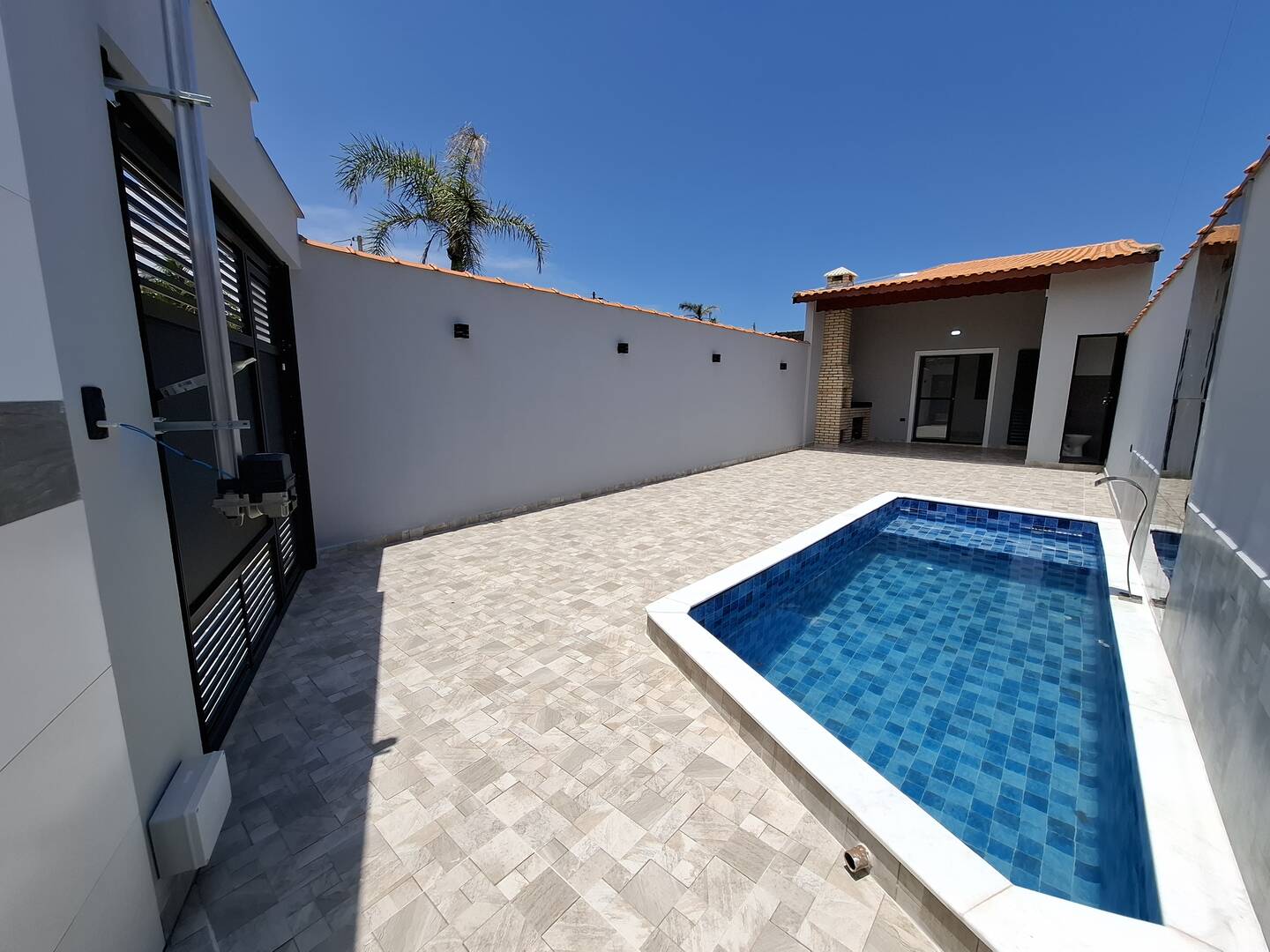 #2196 - Casa para Venda em Mongaguá - SP