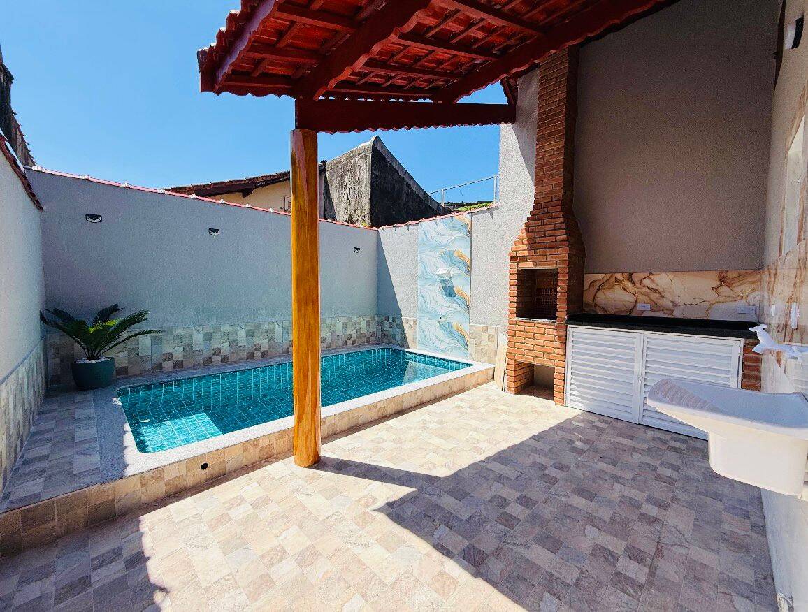 #2209 - Casa para Venda em Mongaguá - SP