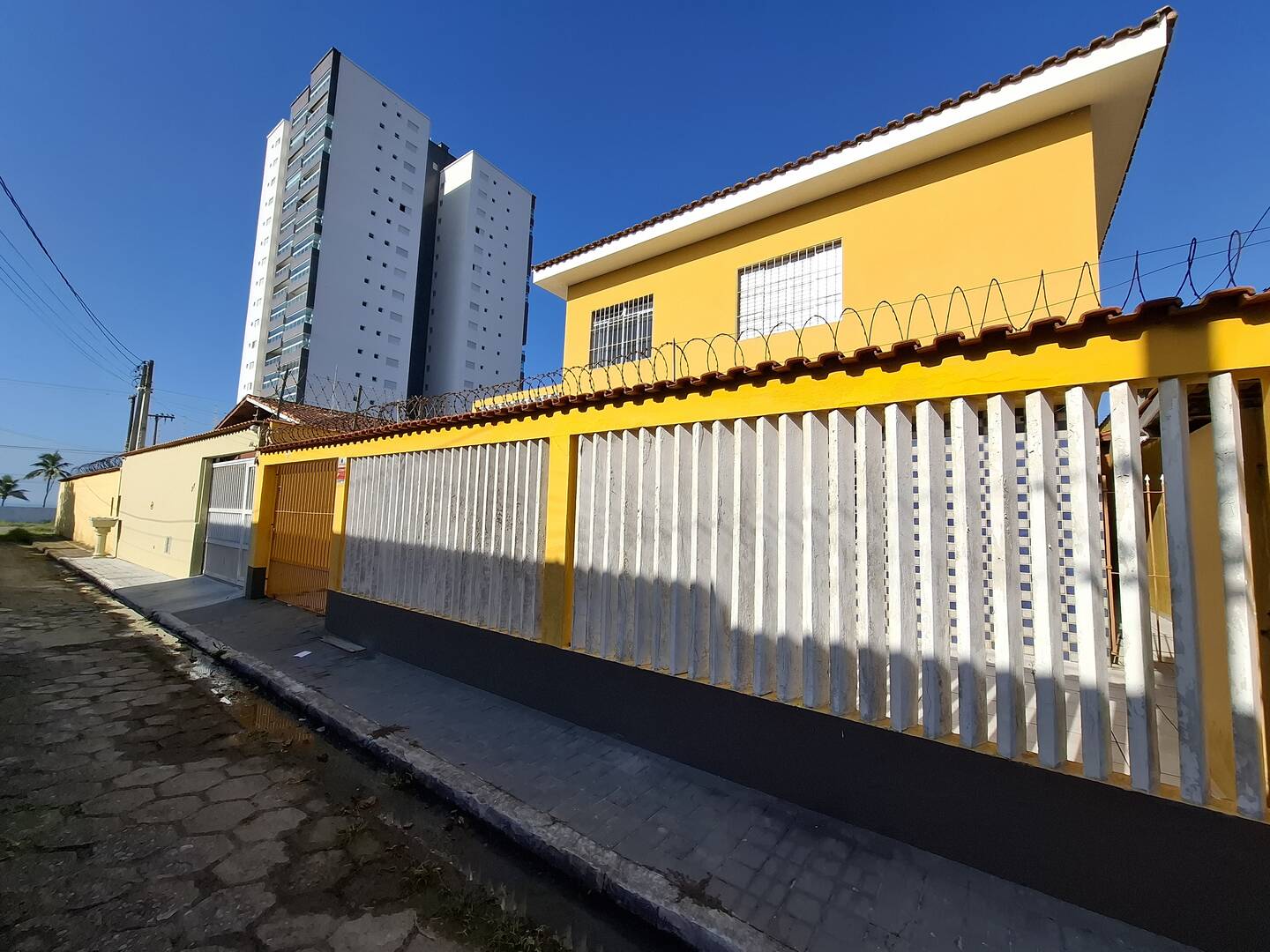 #2227 - Sobrado para Venda em Mongaguá - SP