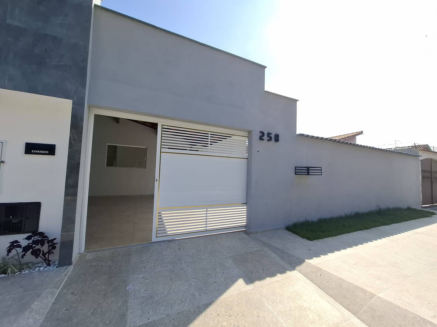 #2135 - Sobrado para Venda em Mongaguá - SP