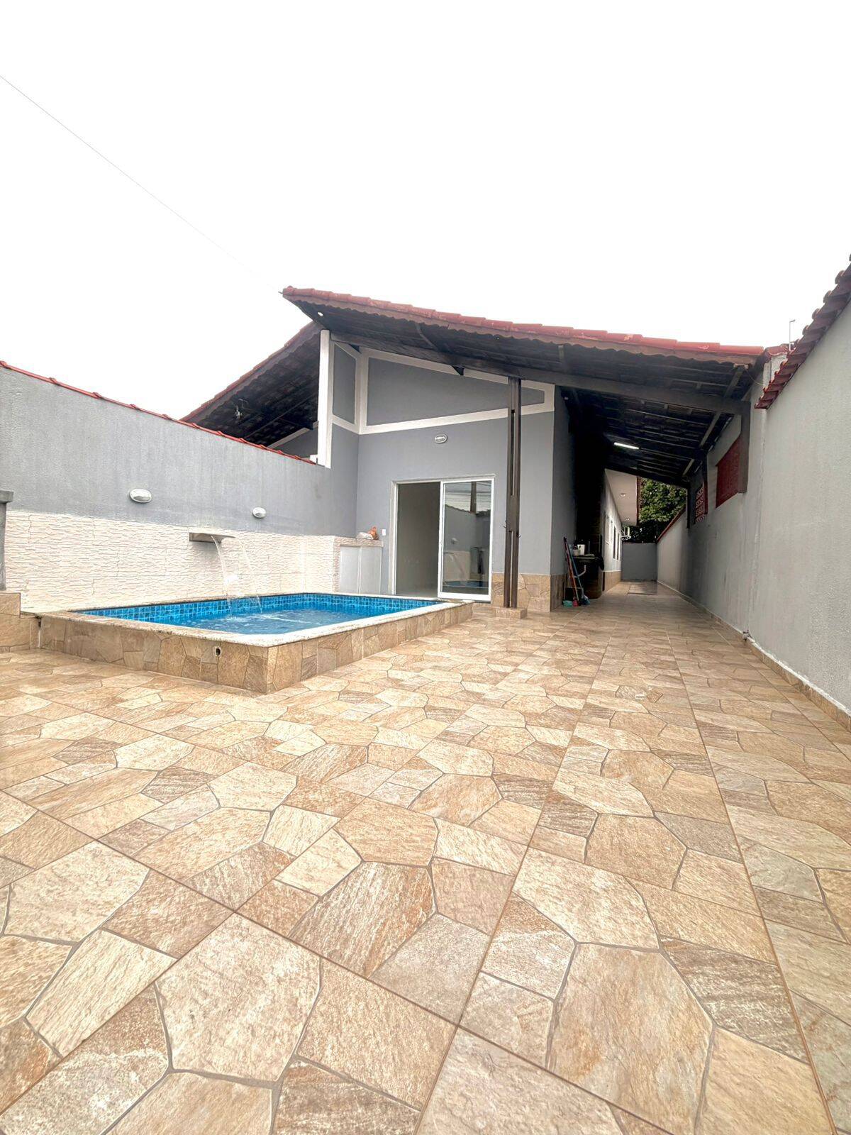 #2244 - Casa para Venda em Mongaguá - SP