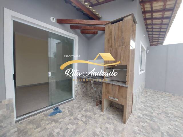#2047 - Casa para Venda em Itanhaém - SP