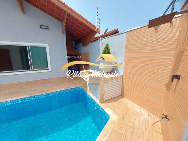 #2066 - Casa para Venda em Praia Grande - SP