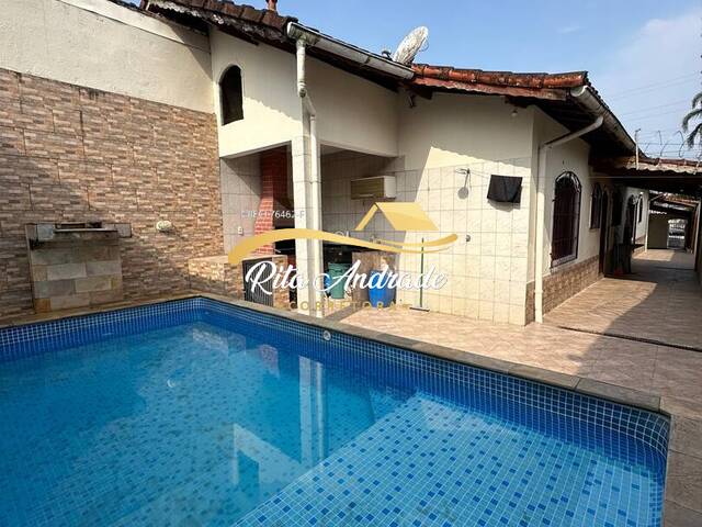 #2087 - Casa para Venda em Mongaguá - SP