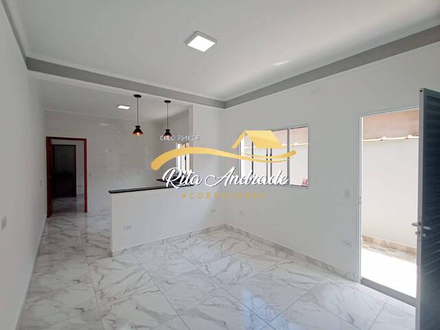 #2094 - Casa para Venda em Mongaguá - SP