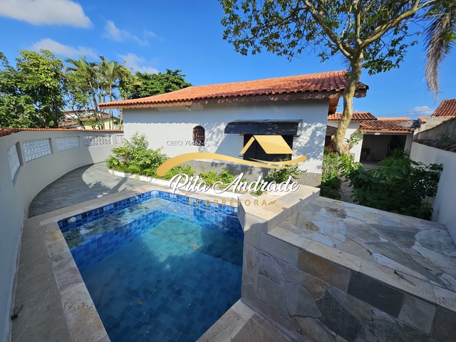 #2133 - Casa para Venda em Mongaguá - SP
