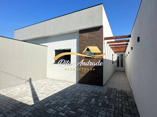 #2136 - Casa para Venda em Mongaguá - SP