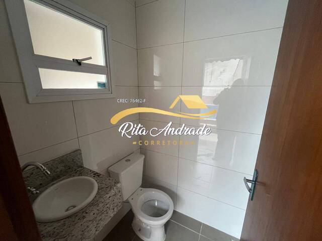 #2138 - Casa para Venda em Mongaguá - SP
