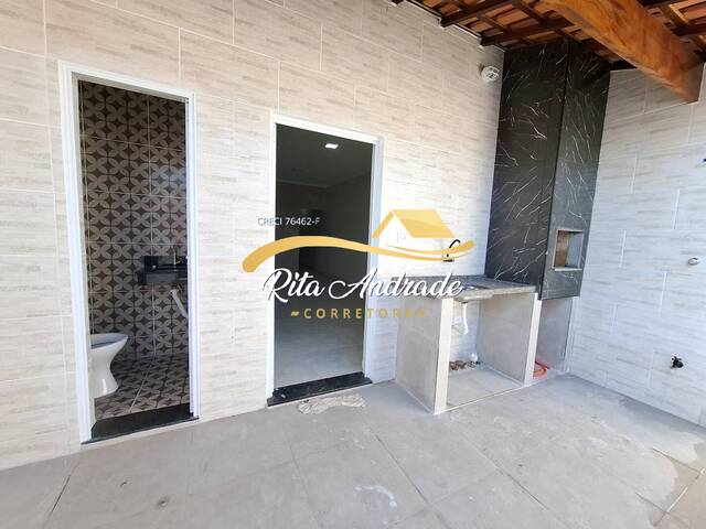 #2160 - Casa para Venda em Mongaguá - SP