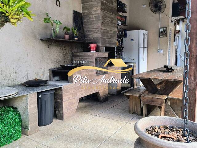 #2161 - Casa para Venda em Mongaguá - SP