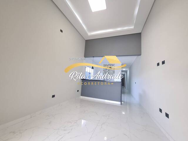 #2168 - Casa para Venda em Mongaguá - SP