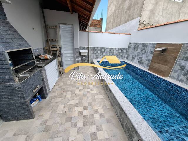 #2134 - Casa para Venda em Mongaguá - SP
