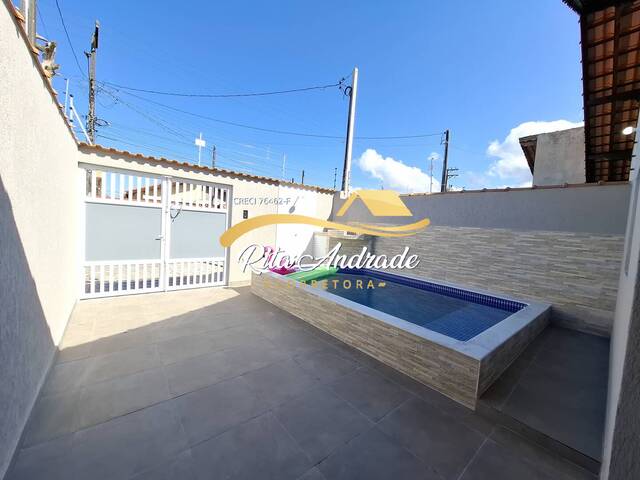 #2139 - Casa para Venda em Mongaguá - SP