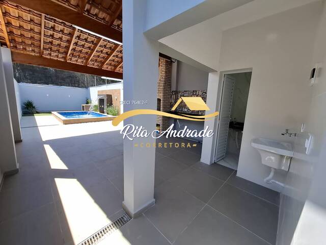 #2137 - Casa para Venda em Mongaguá - SP