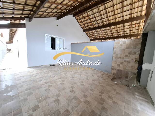 #2181 - Casa para Venda em Mongaguá - SP