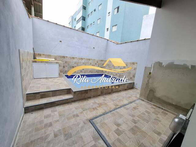 #2180 - Casa para Venda em Mongaguá - SP
