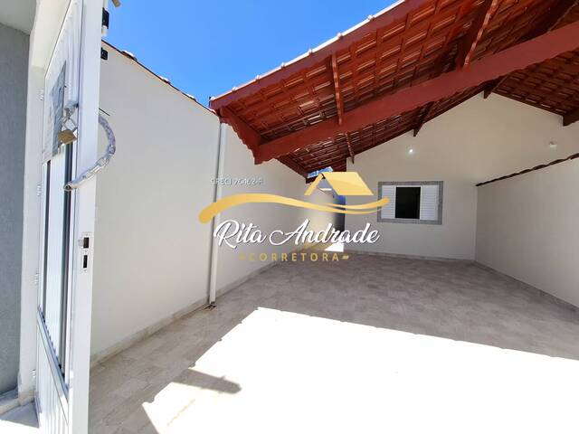 #2172 - Casa para Venda em Mongaguá - SP