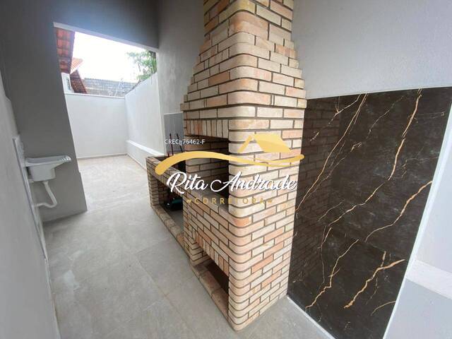 #2193 - Casa para Venda em Mongaguá - SP