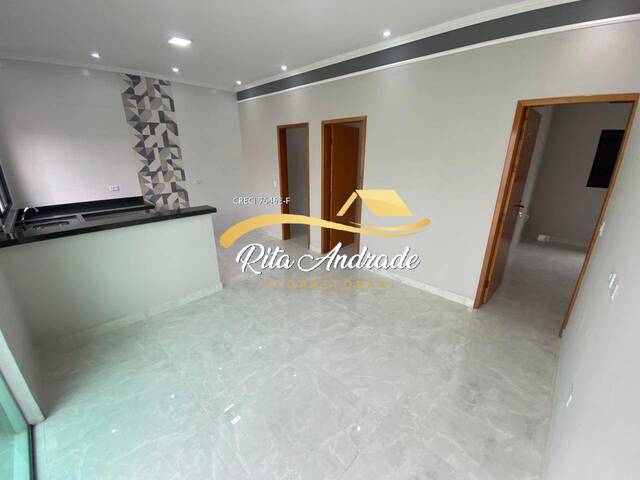 #2193 - Casa para Venda em Mongaguá - SP