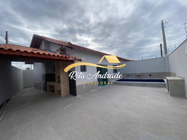 #2194 - Casa para Venda em Mongaguá - SP