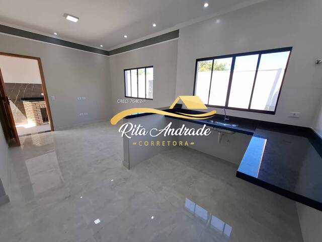 #2192 - Casa para Venda em Mongaguá - SP