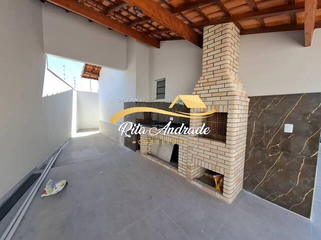 #2194 - Casa para Venda em Mongaguá - SP