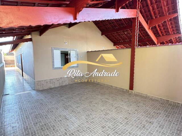 #2197 - Casa para Venda em Mongaguá - SP