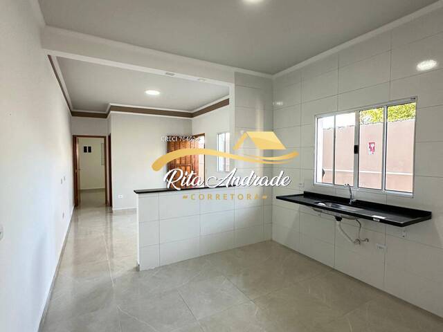 #2197 - Casa para Venda em Mongaguá - SP