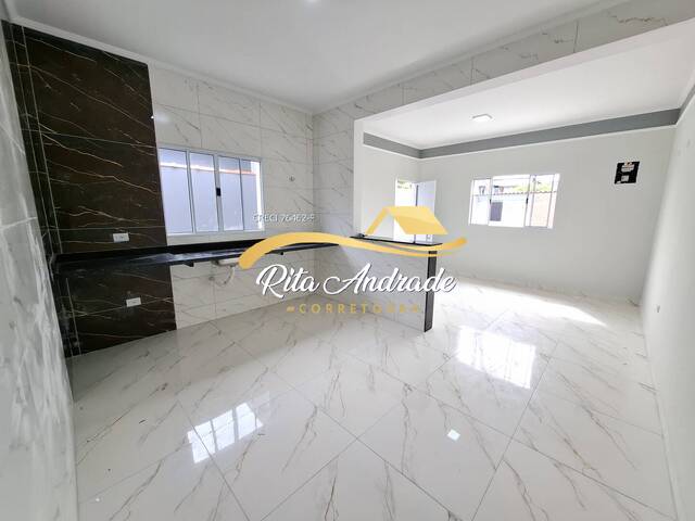 #2212 - Casa para Venda em Itanhaém - SP