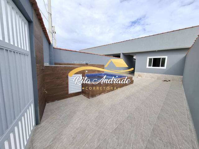 #2215 - Casa para Venda em Itanhaém - SP