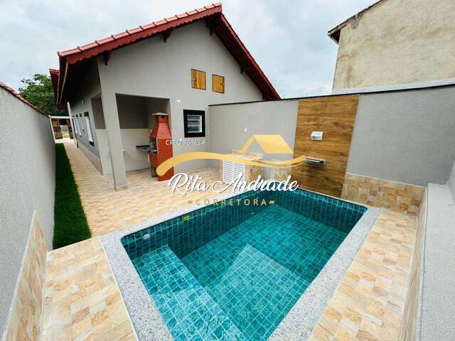 #2208 - Casa para Venda em Itanhaém - SP