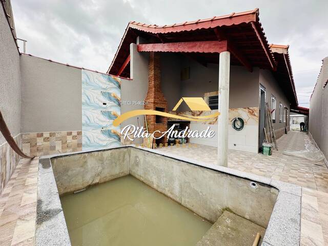 #2209 - Casa para Venda em Mongaguá - SP