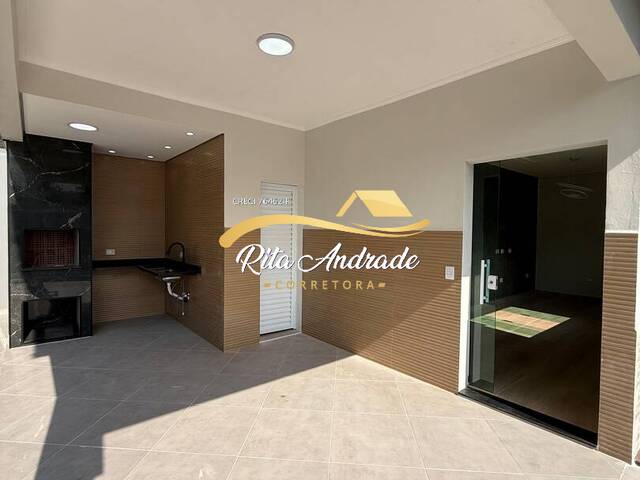 Sobrado para Venda em Mongaguá - 5