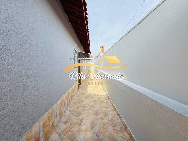 #2231 - Casa para Venda em Mongaguá - SP