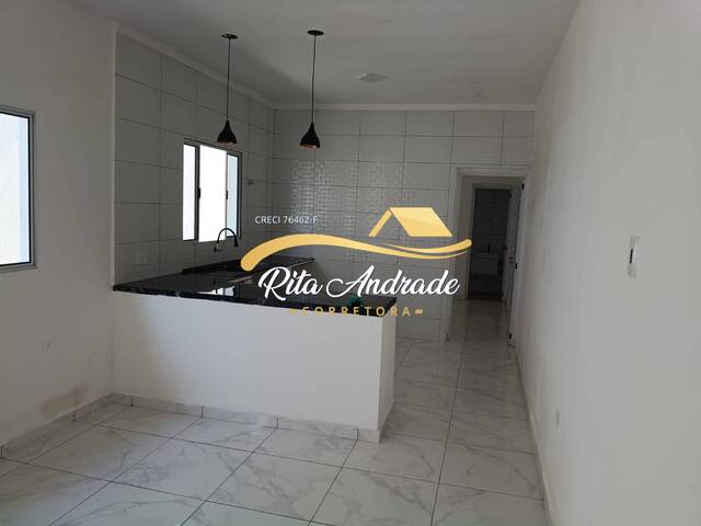 #2218 - Casa para Venda em Mongaguá - SP