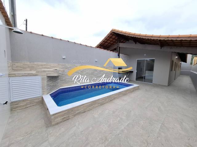 #2203 - Casa para Venda em Mongaguá - SP