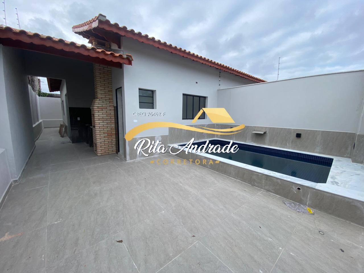 Casa nova lado praia com piscina 2 dorms - Plataforma - Mongaguá/SP