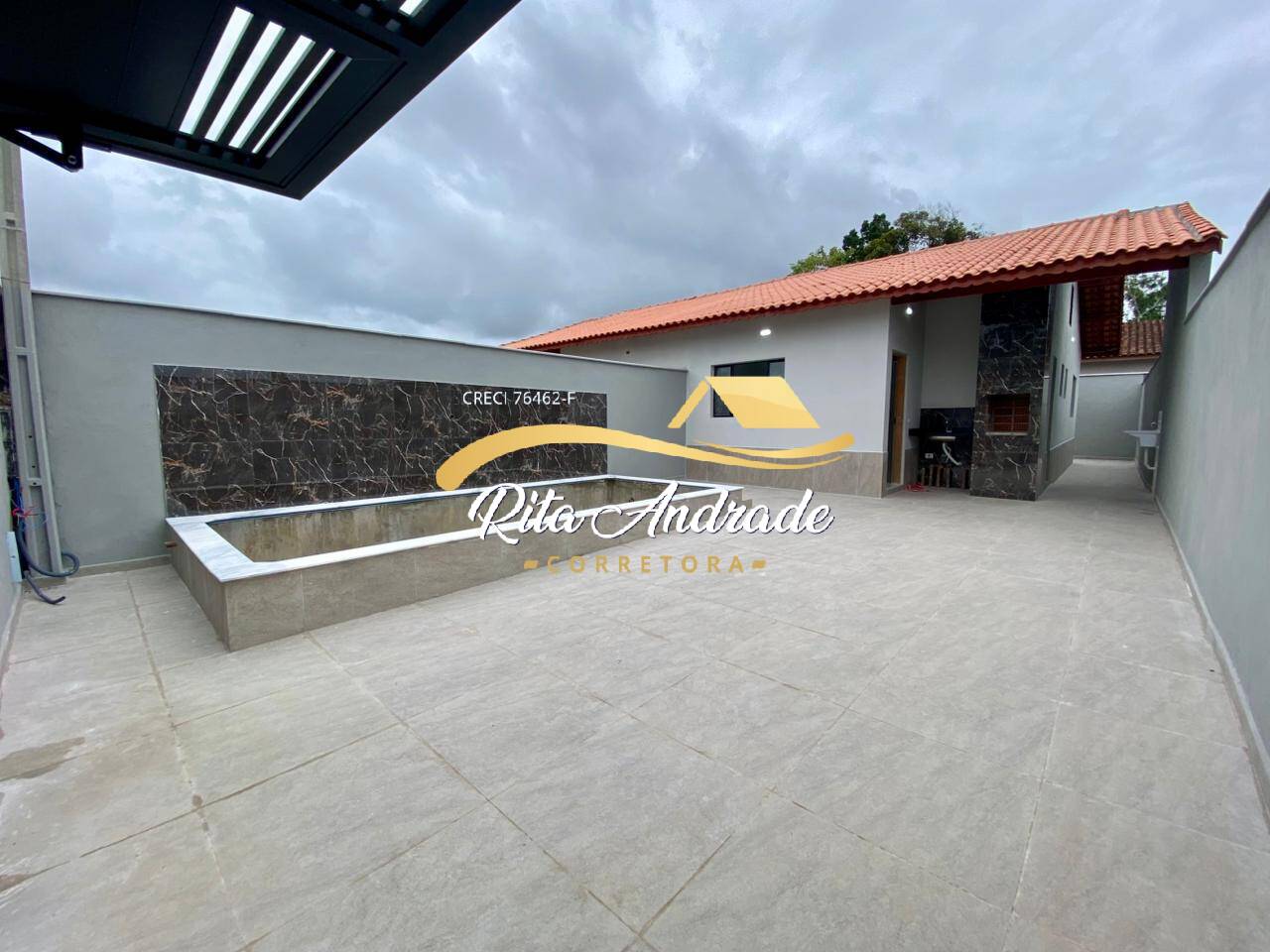 CASA NOVA COM ÁREA DE LAZER PISCINA 2 DORMS