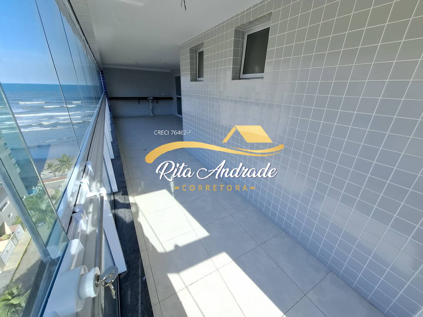 Apartamento ESPETACULAR novo 4 suítes -  50m praia- Centro de Mongaguá/SP
